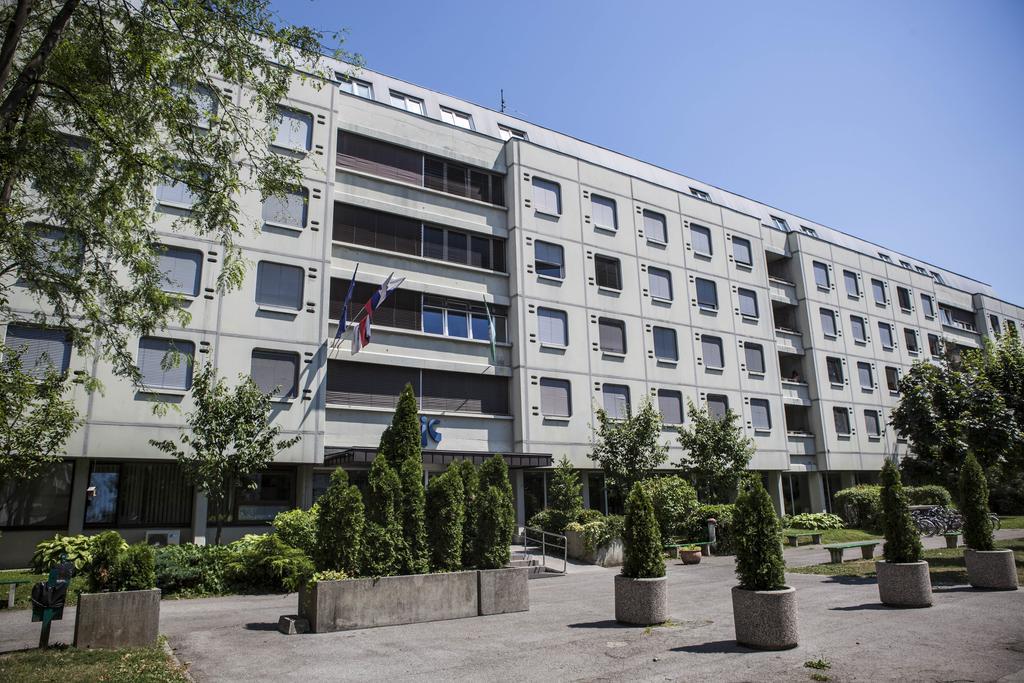 Hostel Dic *